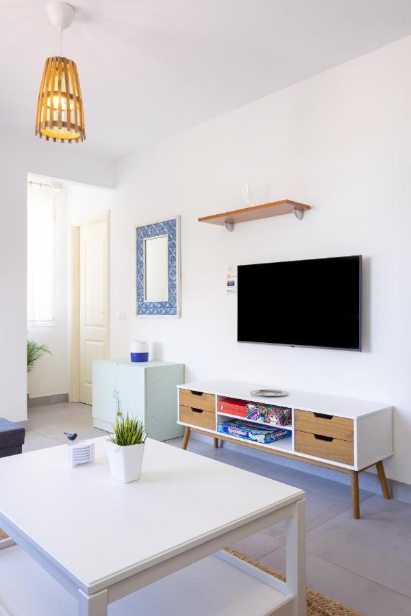 Home2Book Cozy Apartment El Medano, Wifi Экстерьер фото