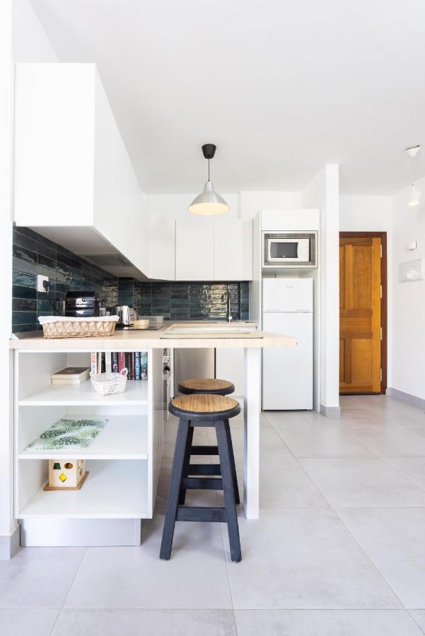Home2Book Cozy Apartment El Medano, Wifi Экстерьер фото
